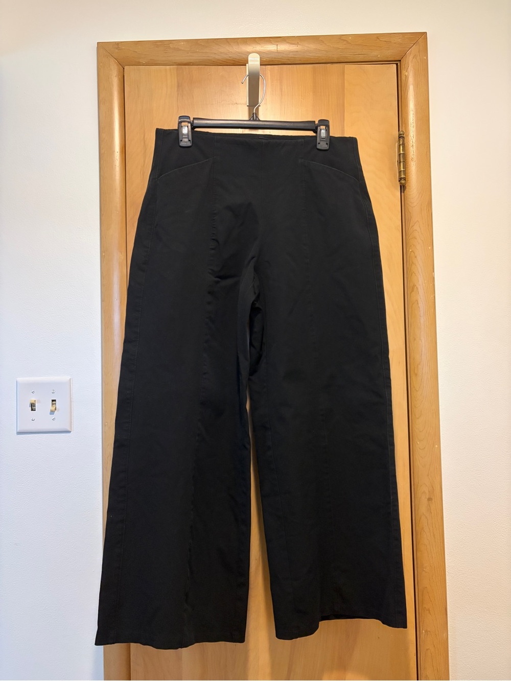 Old Navy High-Rise Pixie Wide-Leg Pants